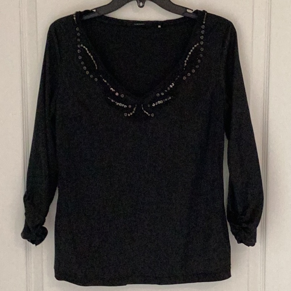 Ellie Tahari jeweled neck elegant top